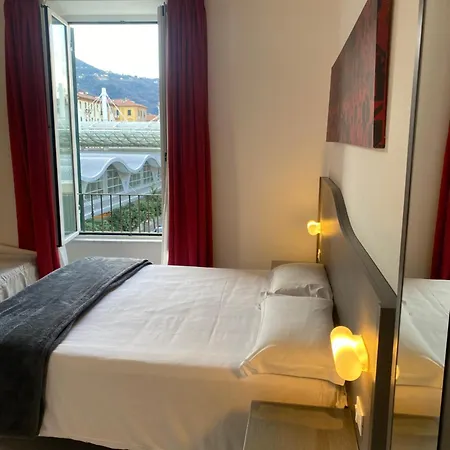 Pensión 54 Rosselli La Spezia