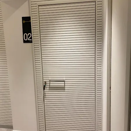 54 Rosselli Pensión 4*