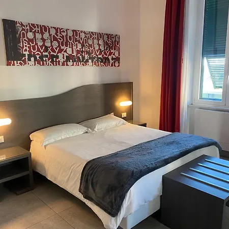 Pensión 54 Rosselli La Spezia