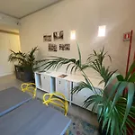 54 Rosselli Guest house