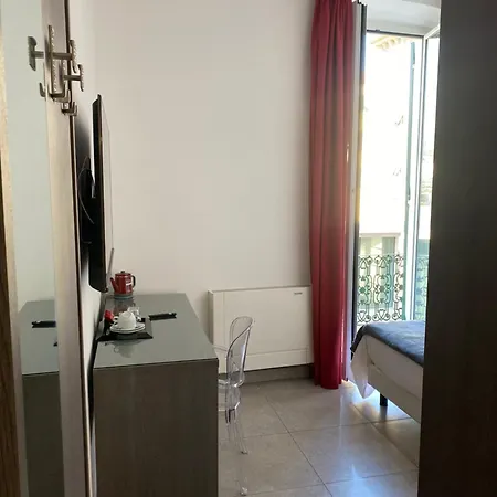 54 Rosselli Penzion 4*