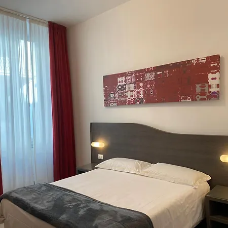 54 Rosselli 4* La Spezia