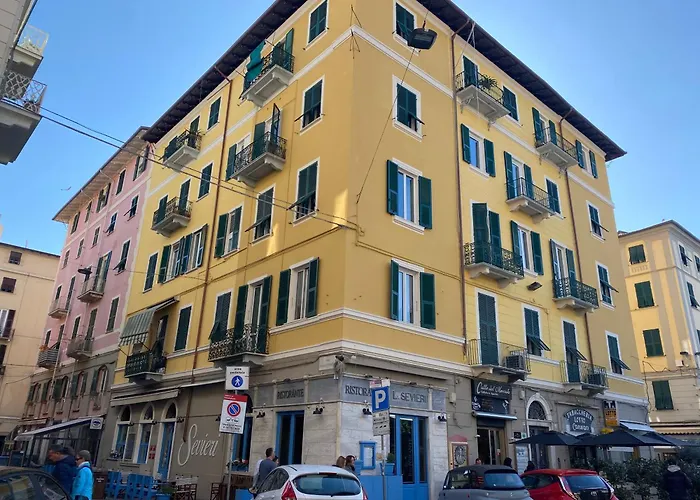 54 Rosselli Гостьовий будинок